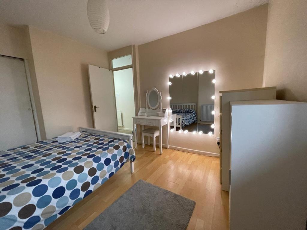 Apartmán Cozy Flat Londýn Exteriér fotografie